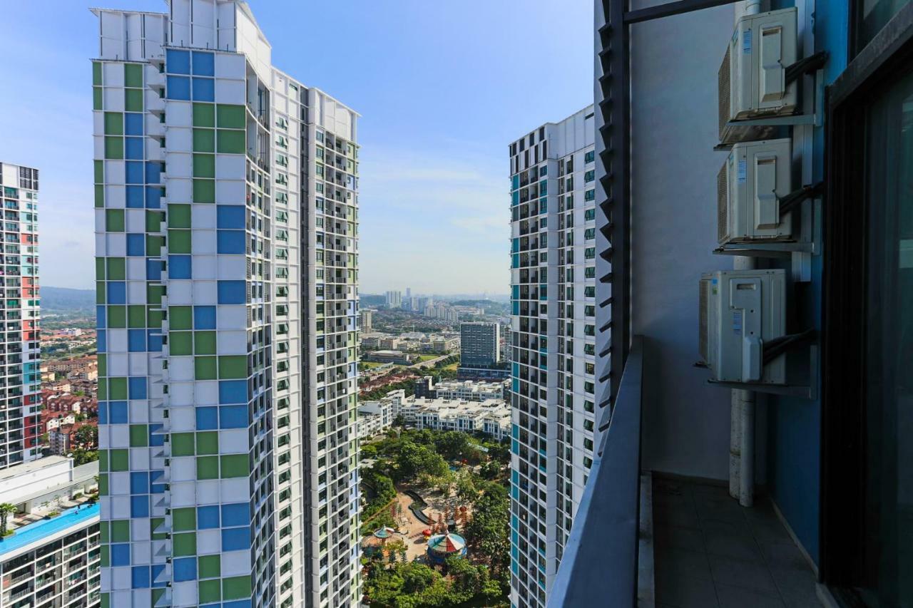 Hostahome Suites At I-City, Central Mall Shah Alam Exterior photo